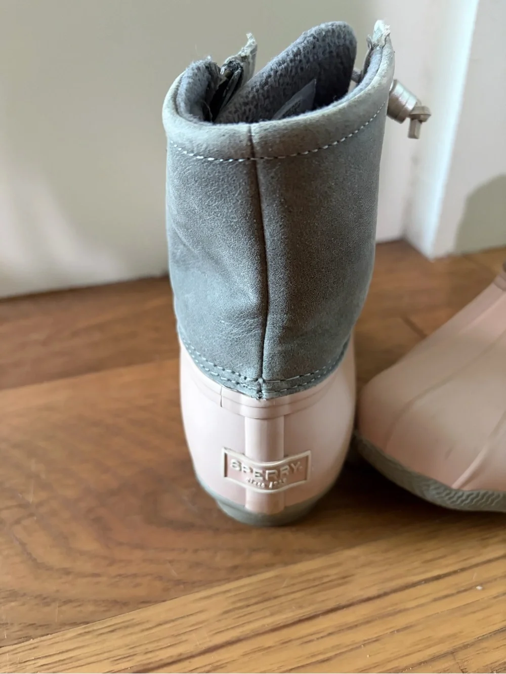 Sperry Waterproof Duck Boots in Light Pink and Gray-Green *ladies